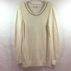 Maurices Ivory/Silver Sequins Long Sleeves Sweater